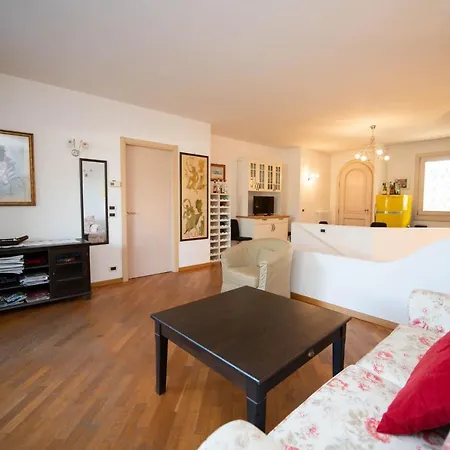 Cecilia Apartamento